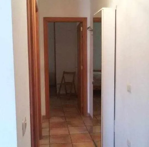 *sweet Home* * Famara